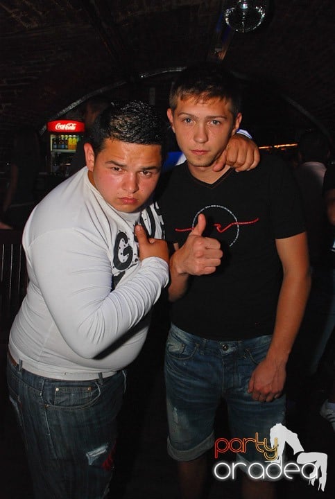 Let the music play!, 