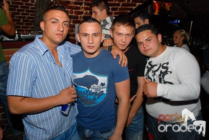 Let the music play!, 