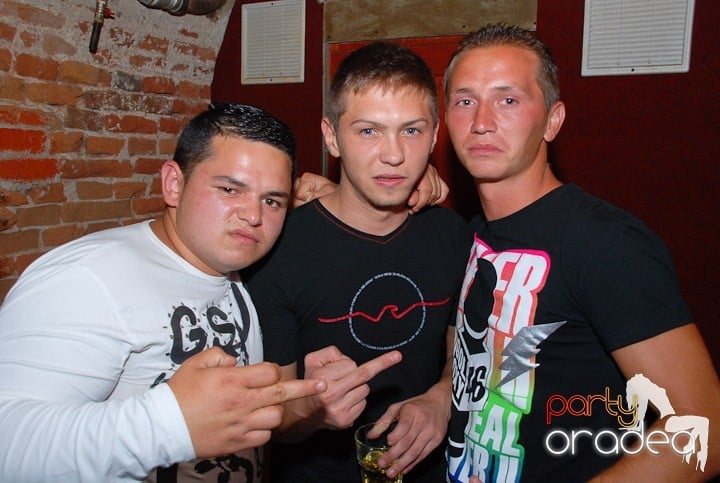 Let the music play!, 