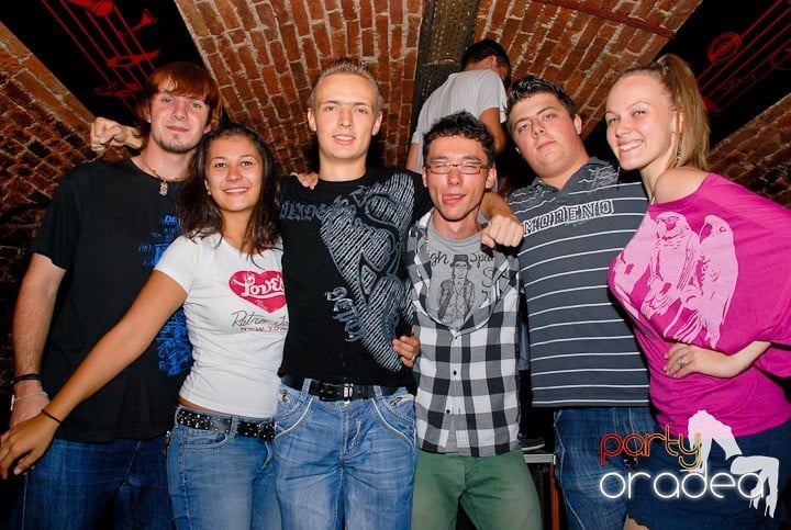 Let the music play!, 