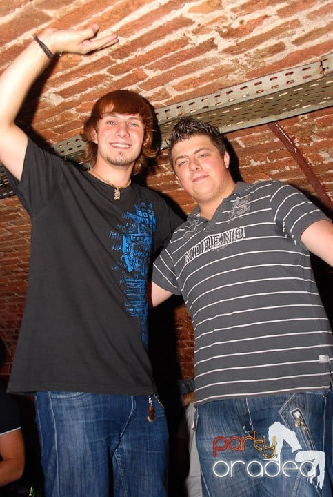 Let the music play!, 