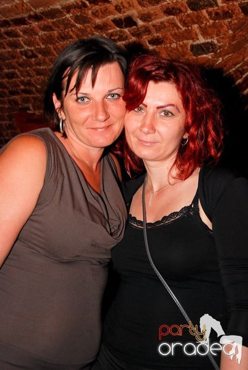 Let the music play!, 