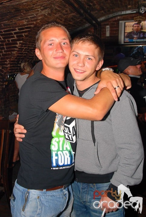 Let the music play!, 