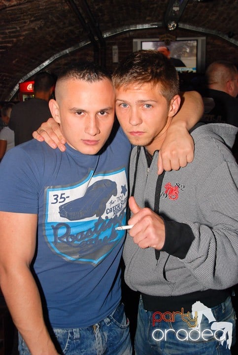 Let the music play!, 