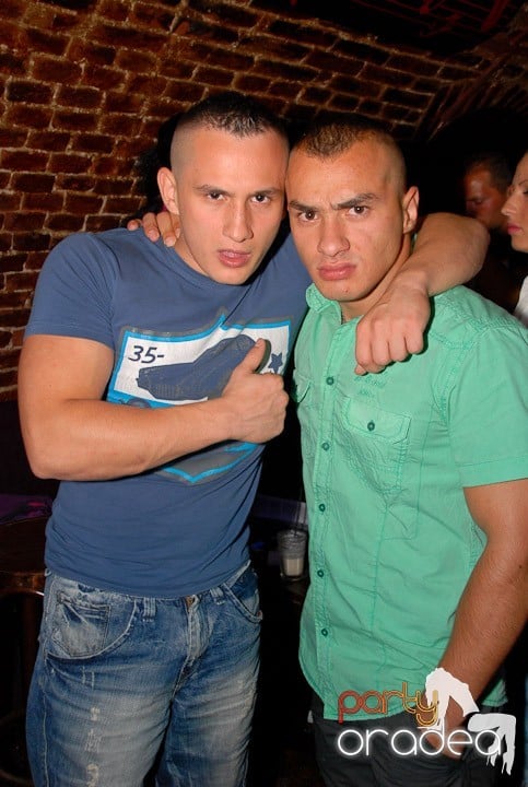 Let the music play!, 