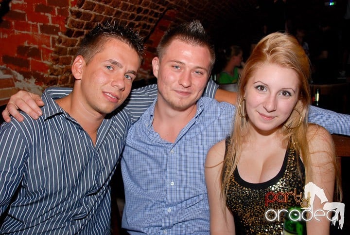 Let the music play!, 