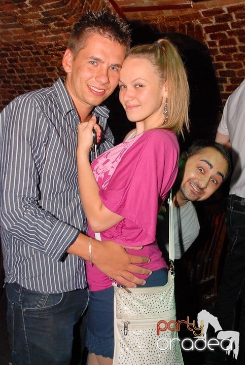 Let the music play!, 