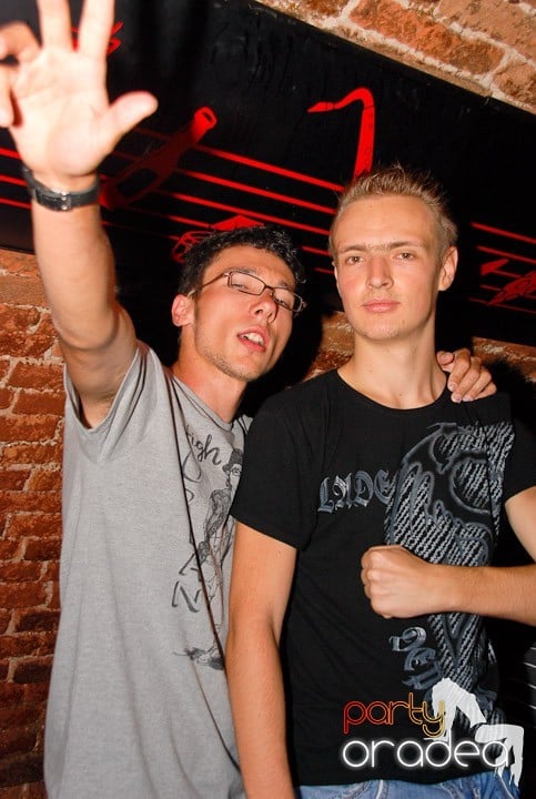 Let the music play!, 