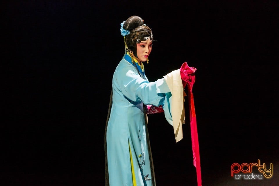 Li Yaxian - spectacol extraordinar, Teatrul Regina Maria