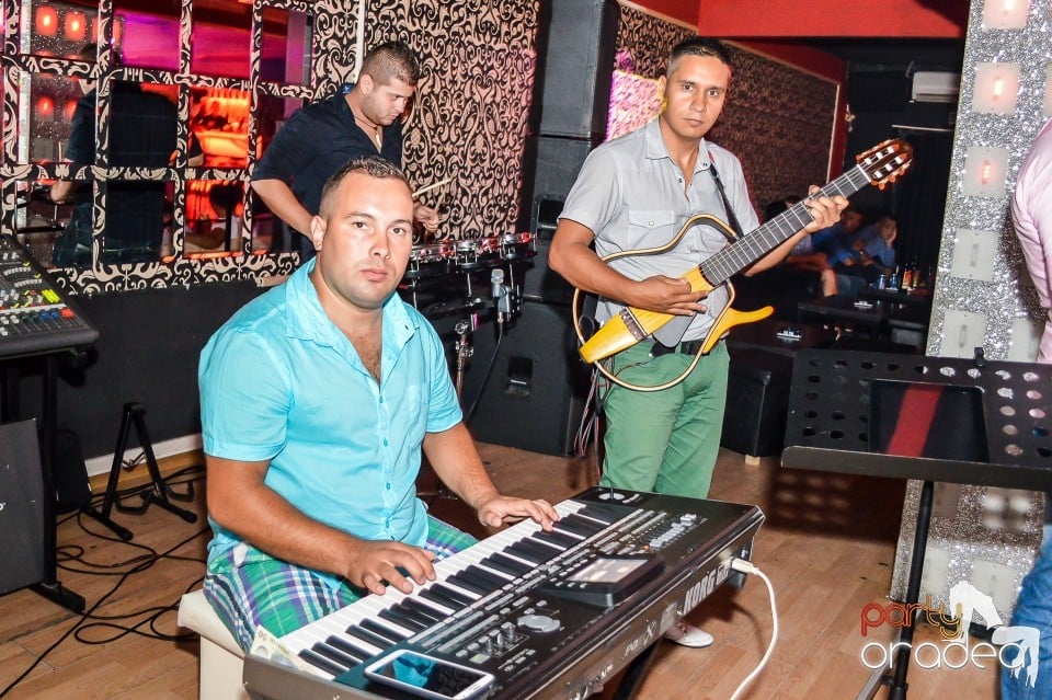 Life - Muzica Live Blaga De La Oradea, 