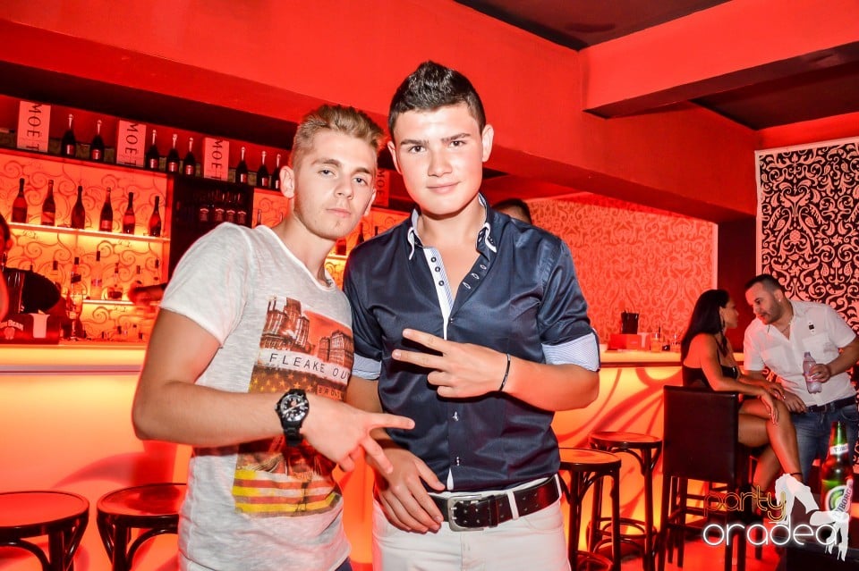 Life - Muzica Live Blaga De La Oradea, 