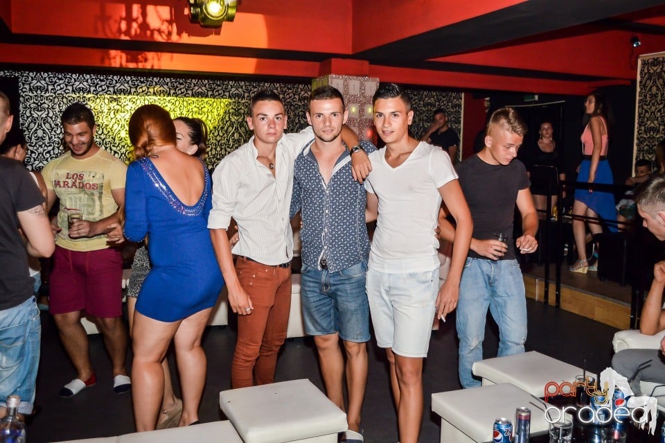 Life - Muzica Live Blaga De La Oradea, 