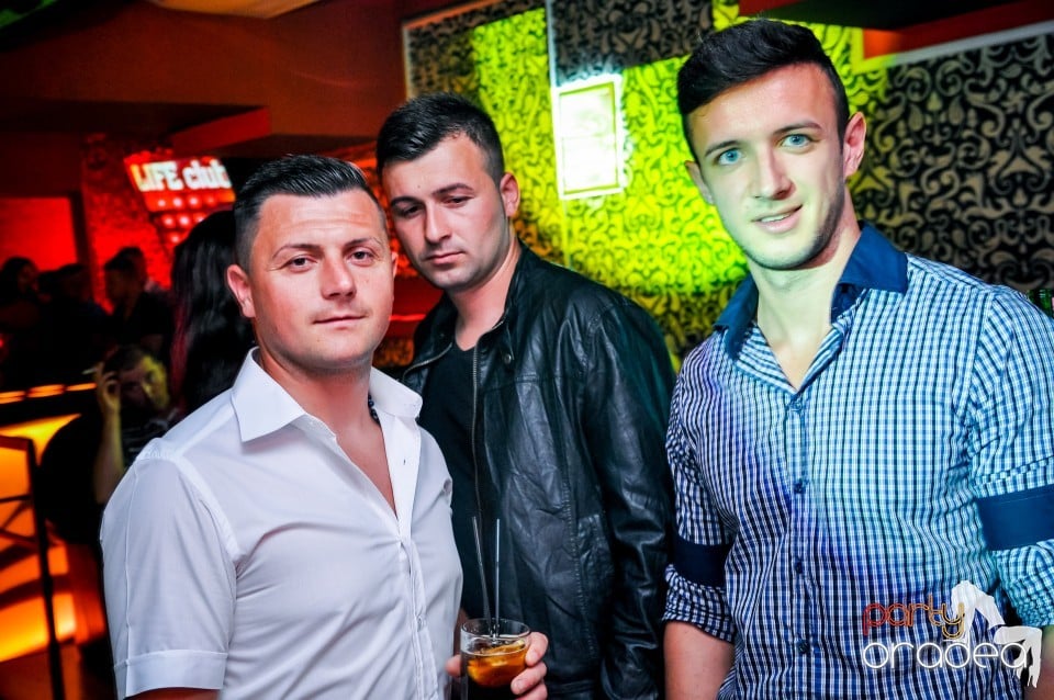 Life - Muzica Live Blaga de la Oradea, 