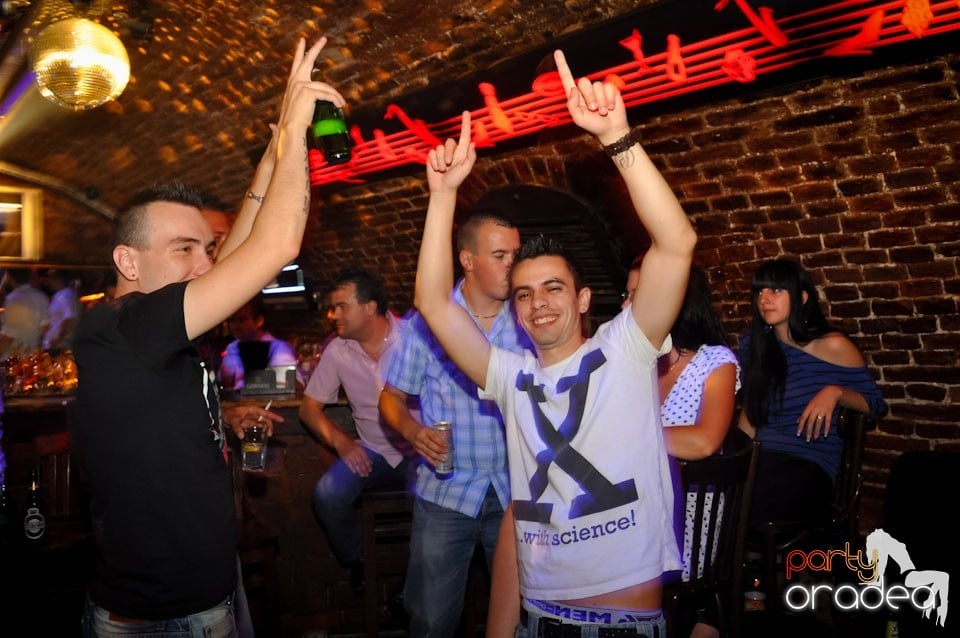 Lizard in the Mix @ Escape, 