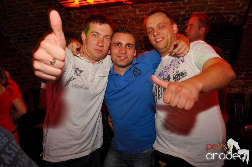 Lizard in the Mix @ Escape, 