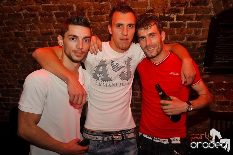 Lizard in the Mix @ Escape, 