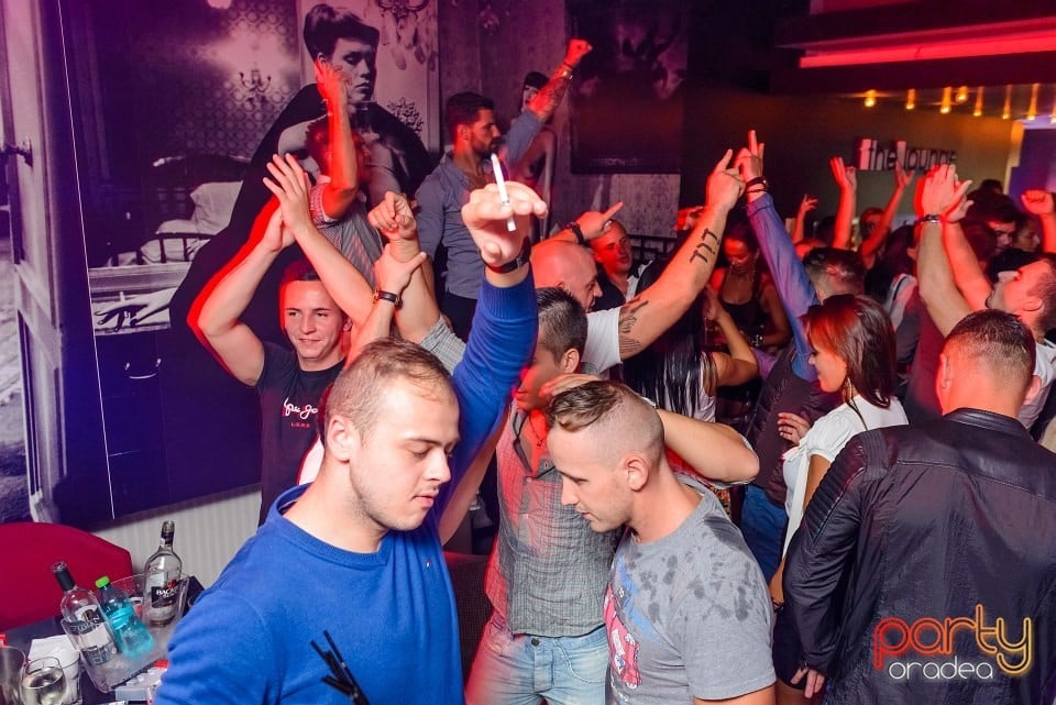 Long Time No See, The Lounge