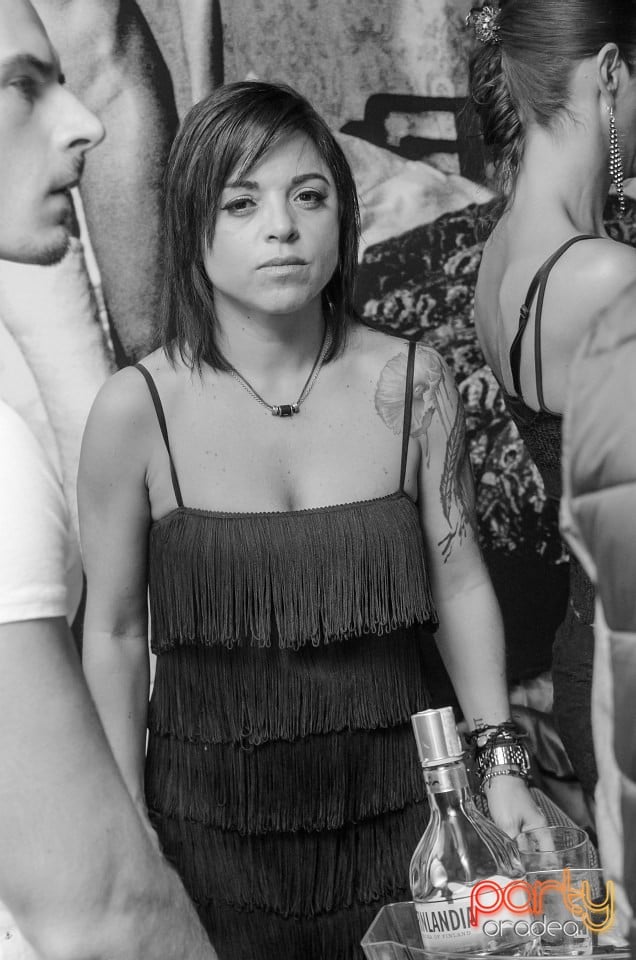 Long Time No See, The Lounge