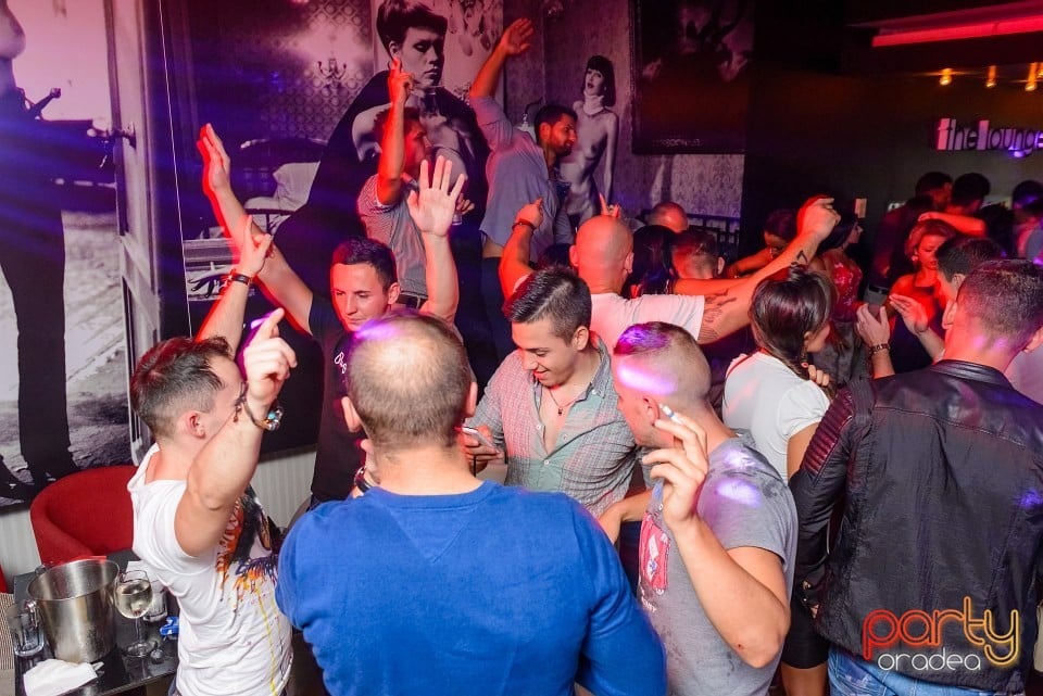 Long Time No See, The Lounge