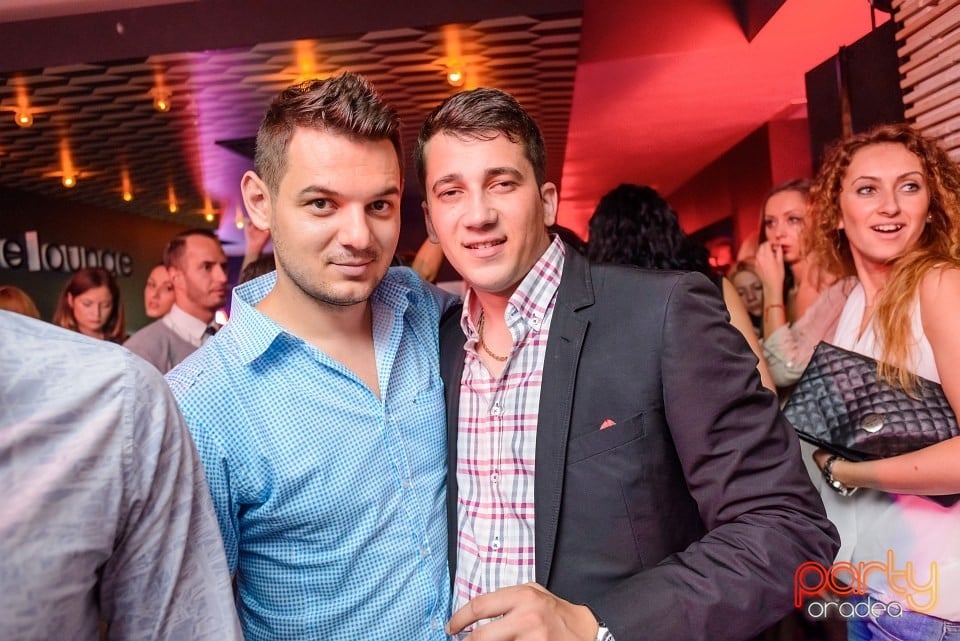 Long Time No See, The Lounge