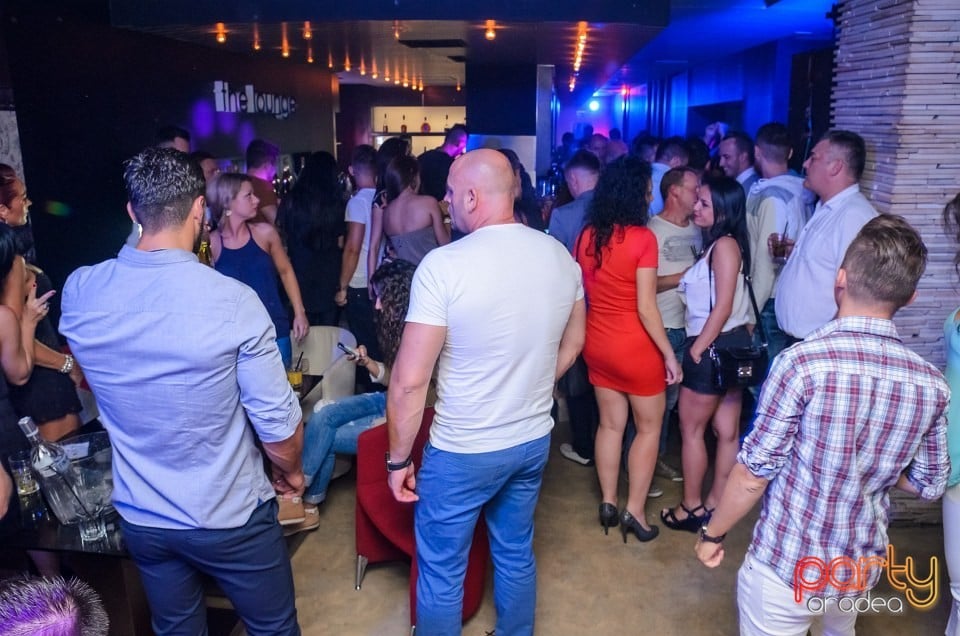 Long Time No See, The Lounge