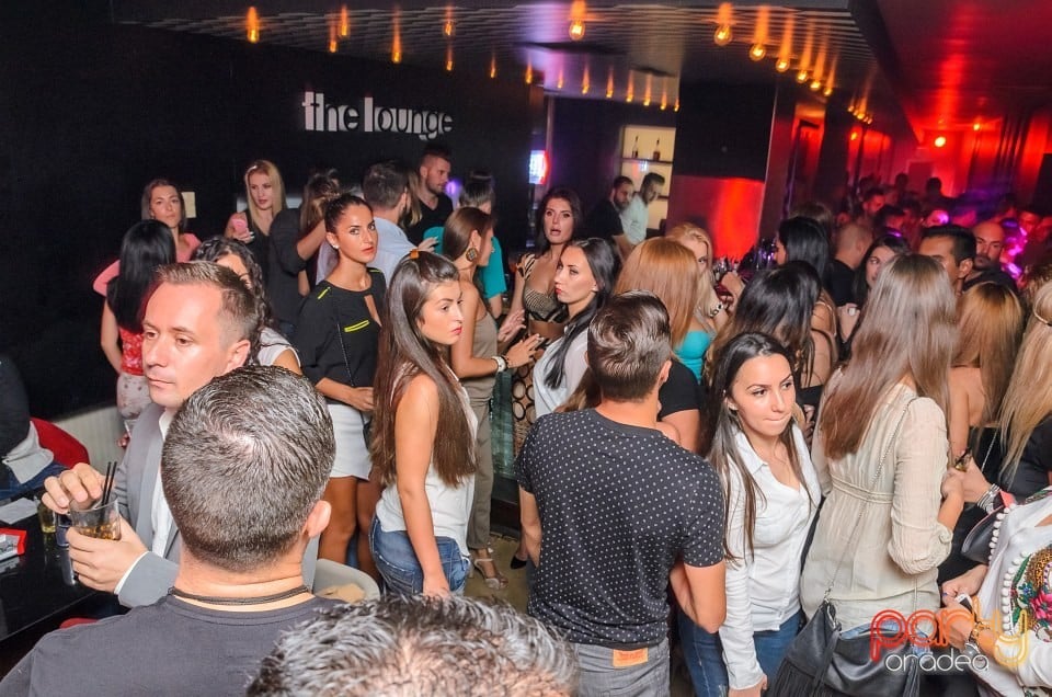 Long Time No See, The Lounge