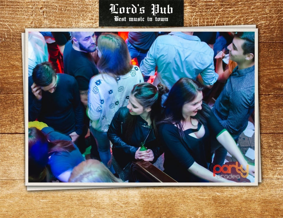 Distracţie în Lord's Pub, Lord's Pub