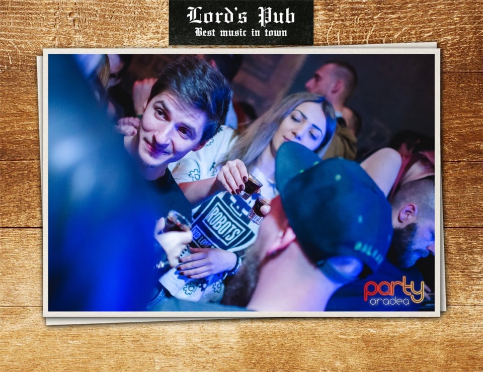 Distracţie în Lord's Pub, Lord's Pub