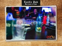 Distracţie în Lord's Pub