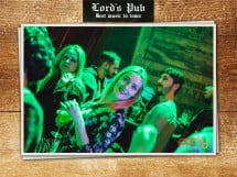 Distracţie în Lord's Pub