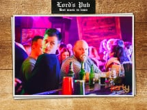 Distracţie în Lord's Pub