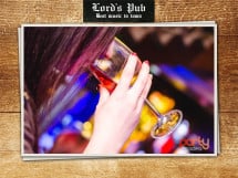 Distracţie în Lord's Pub