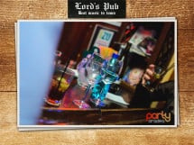 Distracţie în Lord's Pub