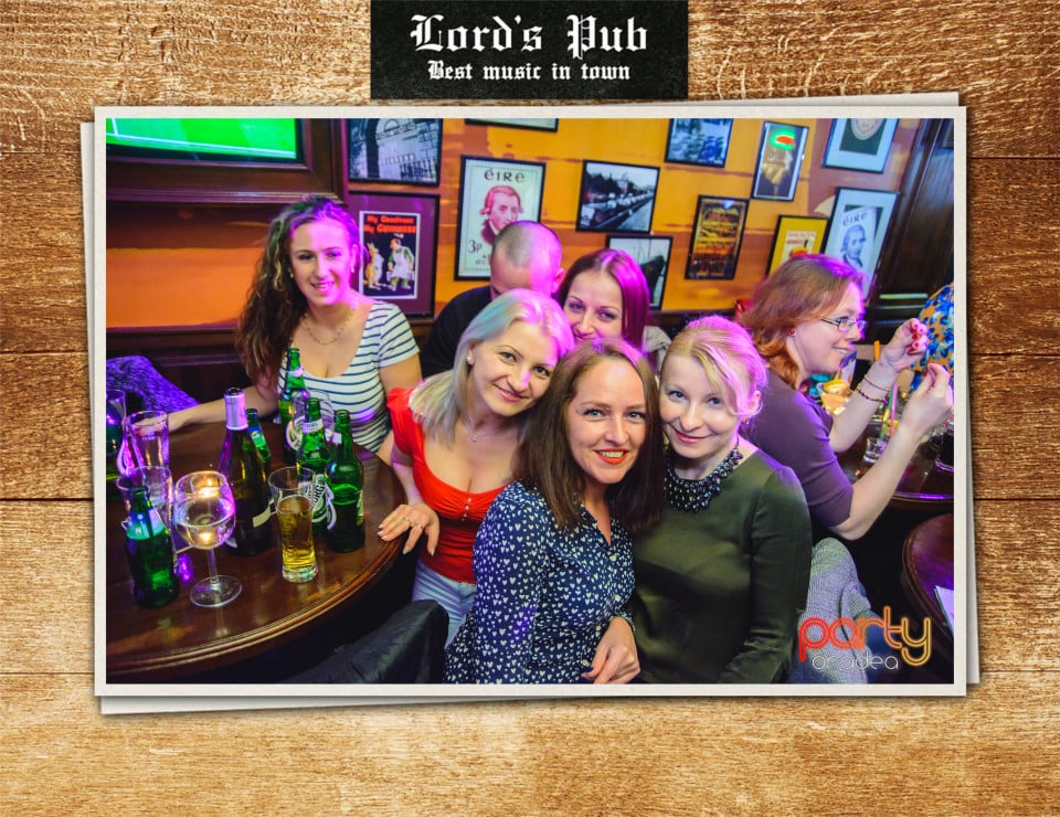 Distracţie în Lord's Pub, Lord's Pub
