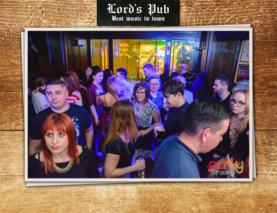 Distracţie în Lord's Pub, Lord's Pub