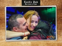 Distracţie în Lord's Pub