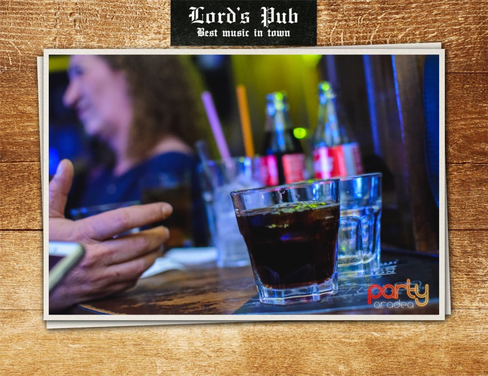 Distracţie în Lord's Pub, Lord's Pub