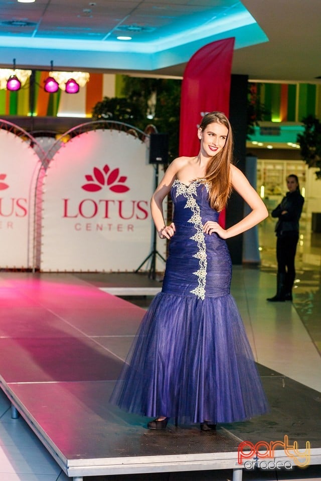Lotus Fashion Weekend, Lotus Center