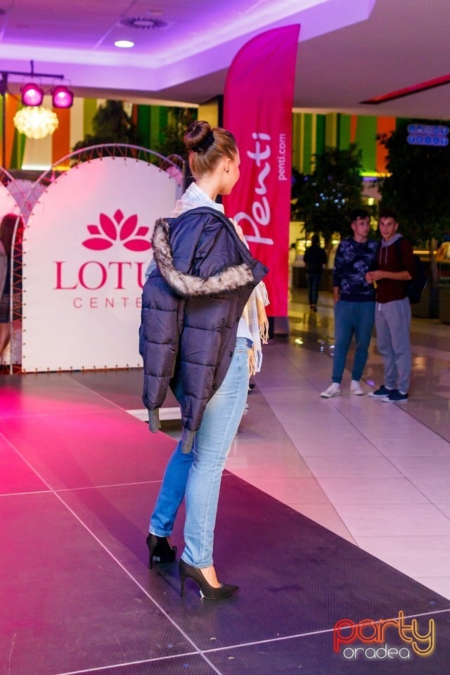 Lotus Fashion Weekend, Lotus Center