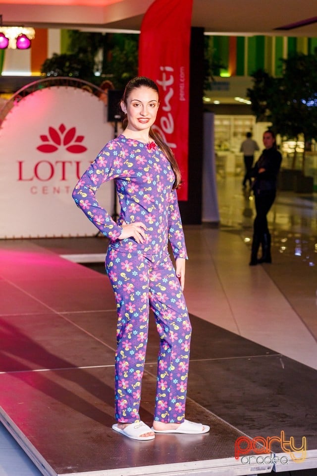 Lotus Fashion Weekend, Lotus Center