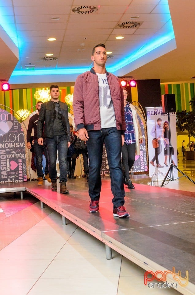 Lotus Fashion Weekend, Lotus Center