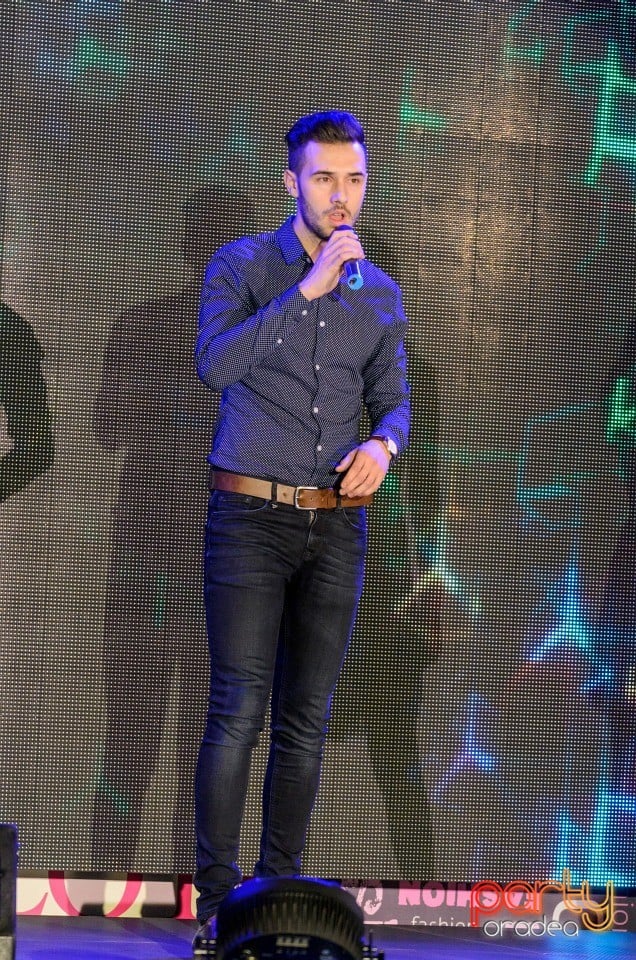 Lotus Spring Fashion Show, Lotus Center