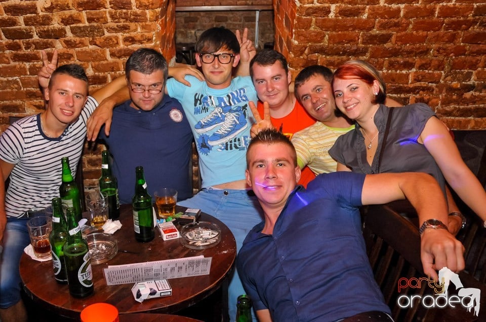 Love the Summer: Beach Party, 