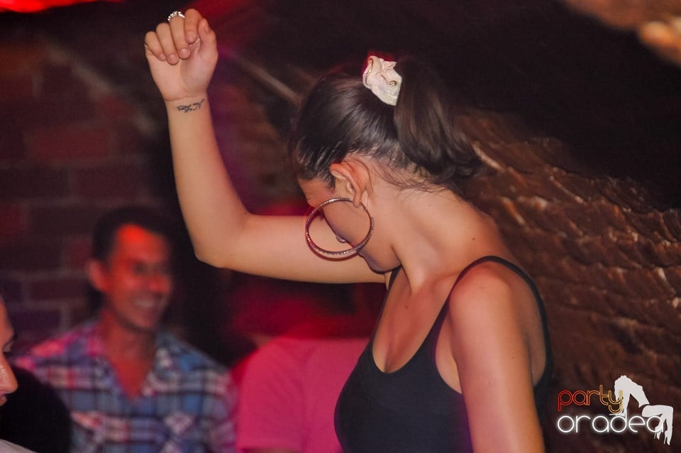 Love the Summer: Beach Party, 