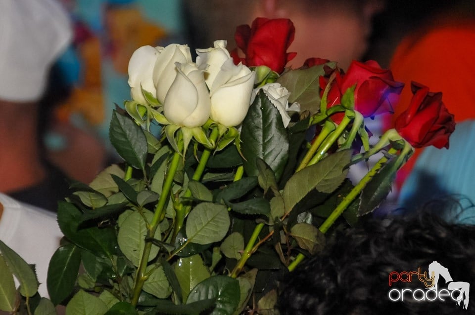 Love the Summer: Beach Party, 