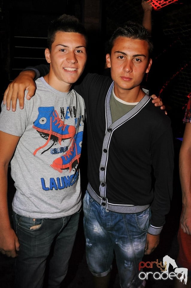 Love the Summer: Beach Party, 