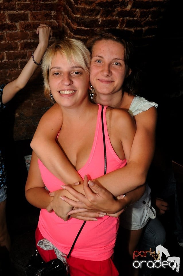 Love the Summer: Hot Promo Night, 