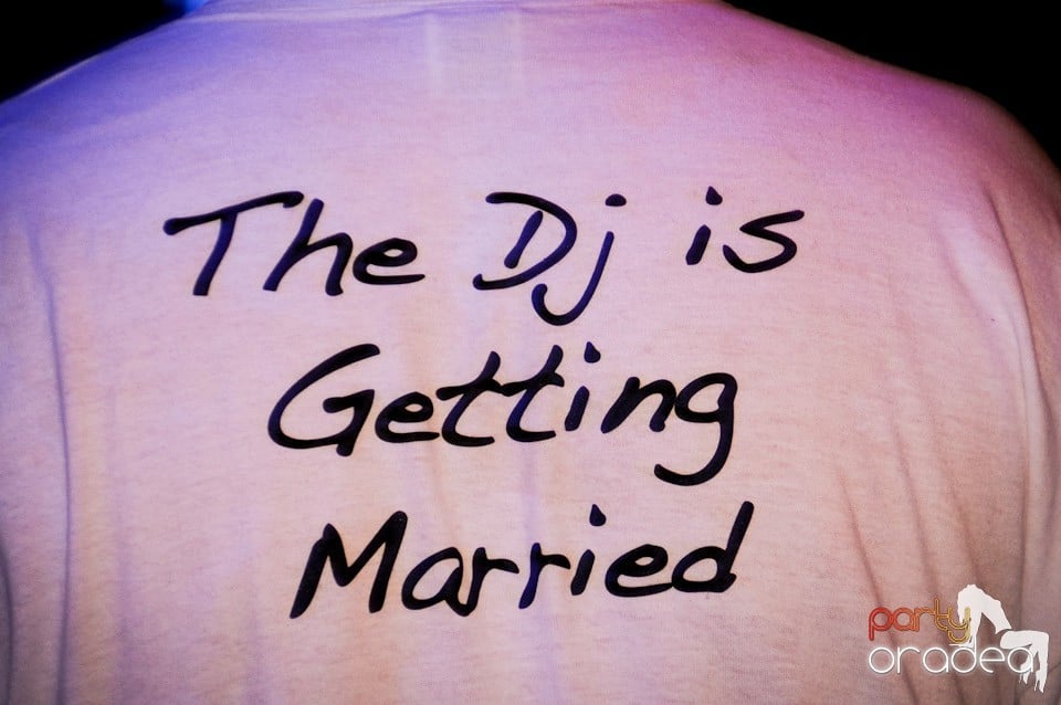 Love the Summer: Hot Promo Night, 