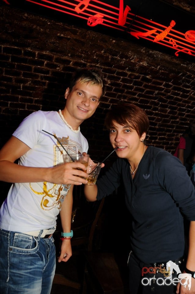 Love the Summer: Hot Promo Night, 