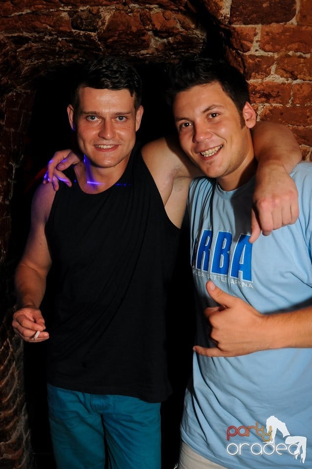 Love the Summer: Hot Promo Night, 